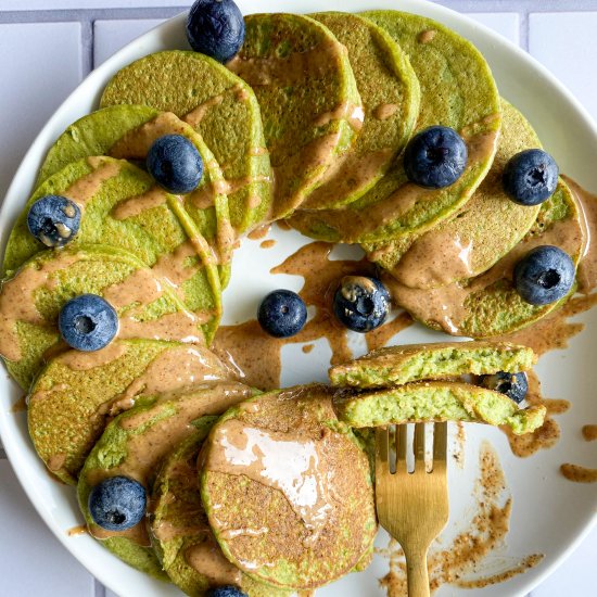 Spinach Oatmeal Blender Pancakes