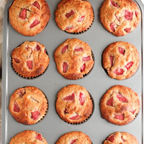 Healthy Strawberry Banana Muffins