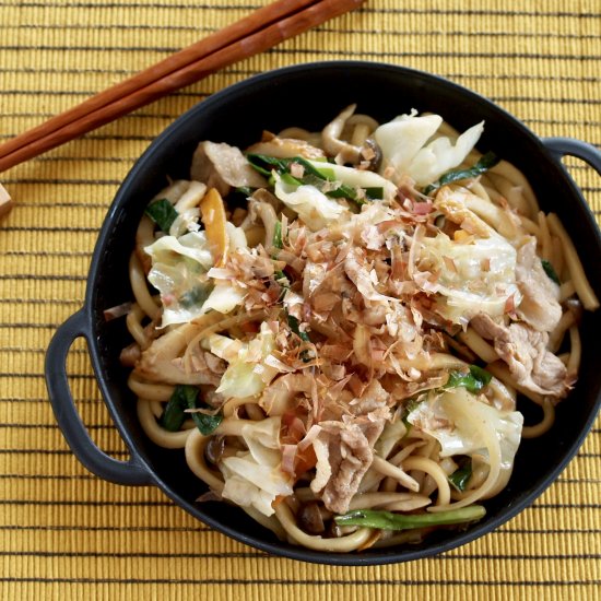 Yaki Udon (Stir-Fried Udon Noodles)