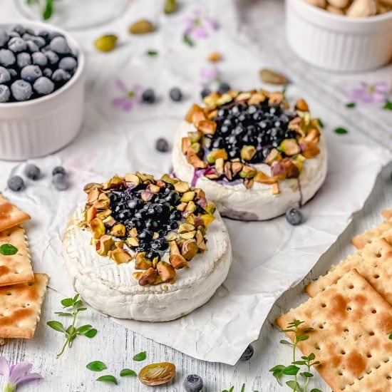 Baked Camembert With Pistachios