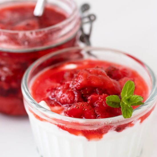 Keto Strawberry Sauce