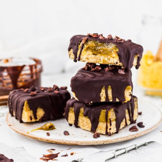 Golden Chocolate Caramel Squares