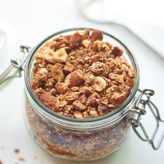 Healthy Quinoa Granola