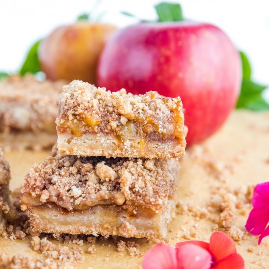 Apple Pie Crumb Bars