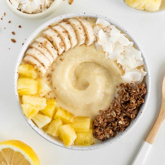 Piña Colada Smoothie Bowl