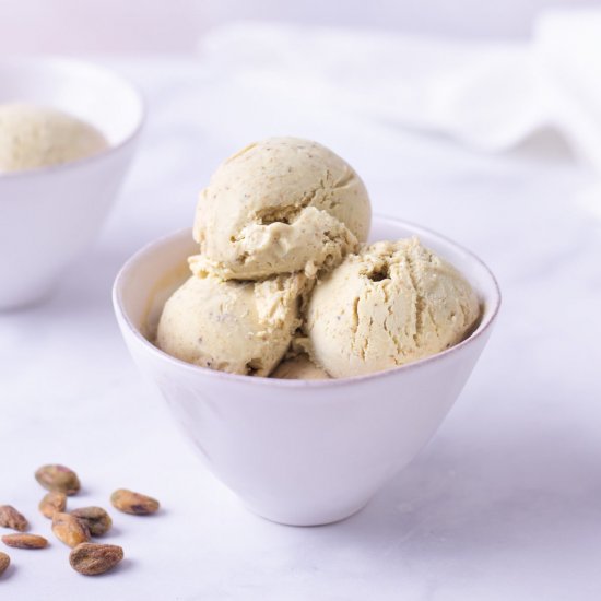 Pistachio Almond Ice Cream