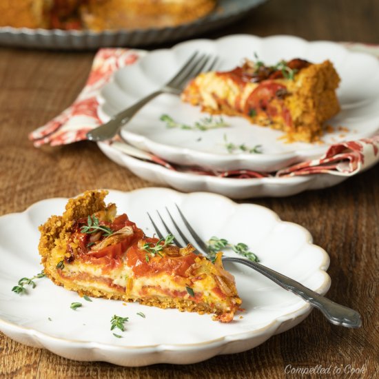 Tomato and Roasted Garlic Pie