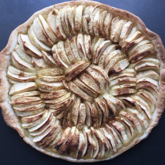 French apple tart