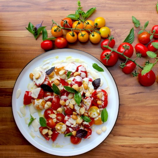 A Tomato Salad that’s Not a Caprese