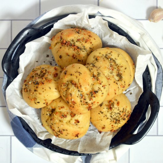 Garlic Knots