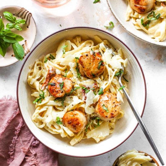 Creamy Garlic Pasta