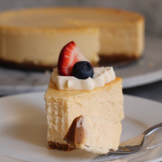 Smooth and Creamy NY Cheesecake