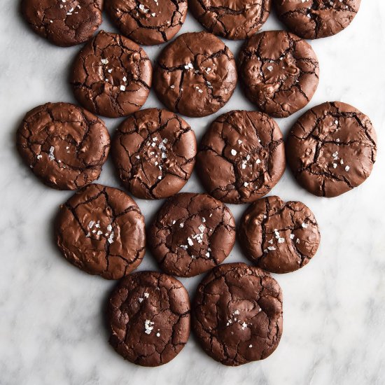 Flourless brownie cookies