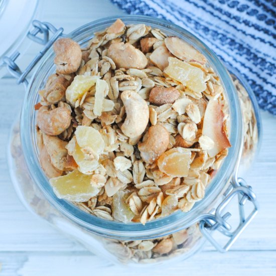 Ginger Almond Cashew Granola