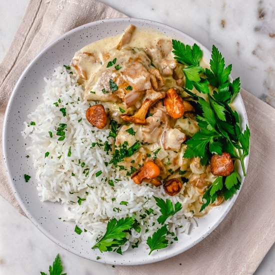 Chicken Thighs With Chanterelle Sauce