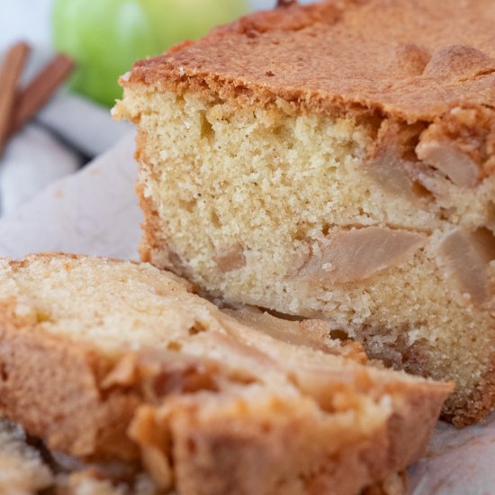 Spiced Apple Loaf