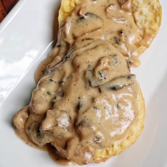 vegan biscuits and gravy