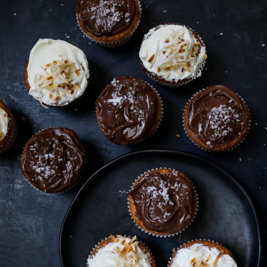 Keto-Friendly Vanilla Cupcakes