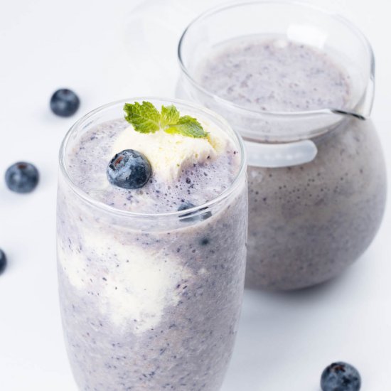 Blueberry Banana Smoothie