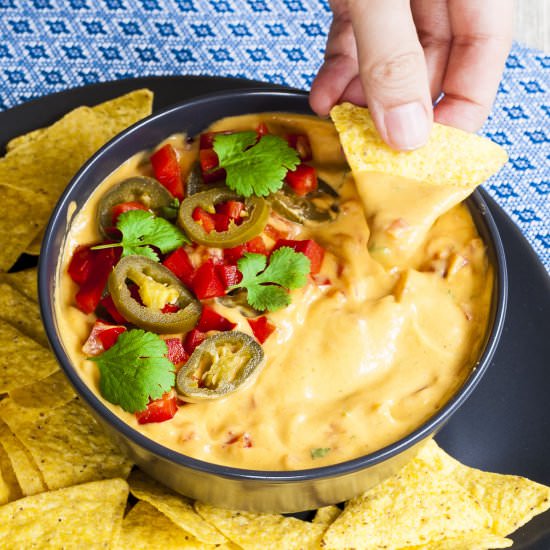 Vegan Queso Dip (Nut-free)