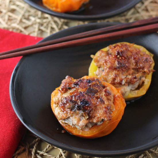 Tomatoes stuffed with pork