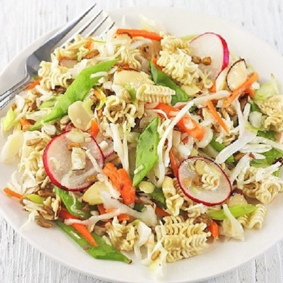 easy ramen noodle salad