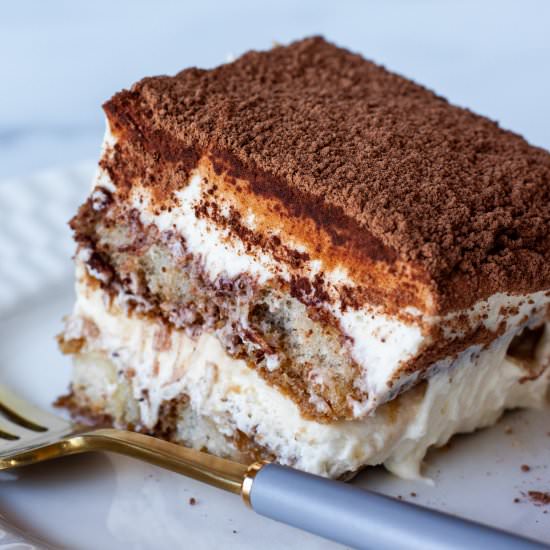 Easy Authentic Tiramisu