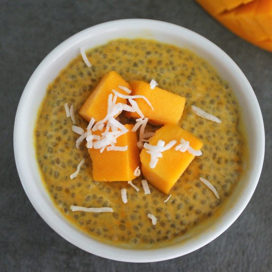 Easy Mango Chia Seed Pudding