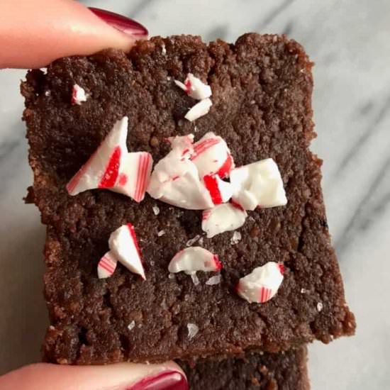 Peppermint Cocoa Tahini Fudge