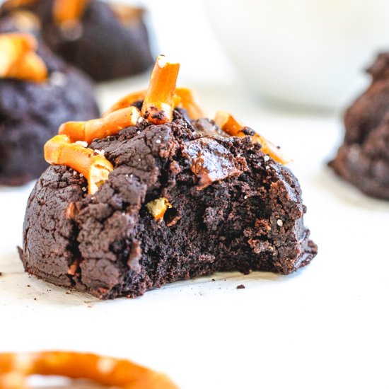 Pretzel Brookies (Brownie Cookies)