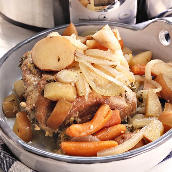 Slow Cooker Apple Pork Roast