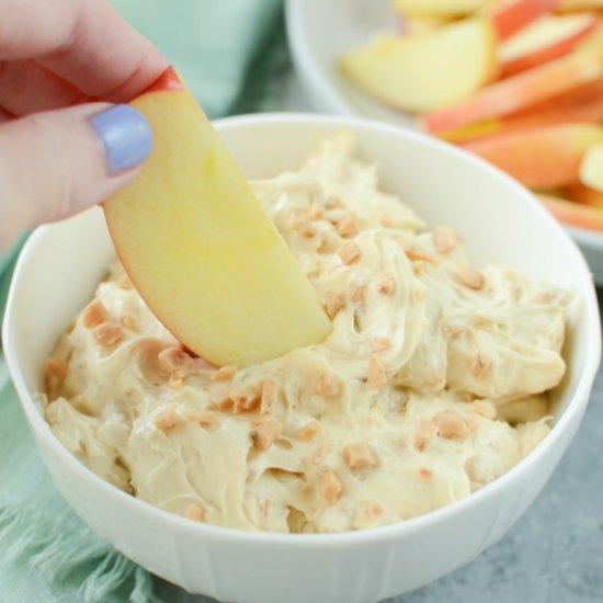 Creamy Caramel Apple Dip