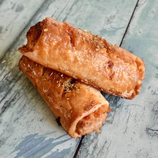 Chutney Sausage Rolls