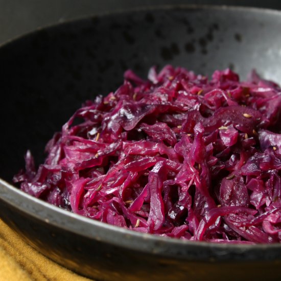 Braised German Red Cabbage-Rotkohl