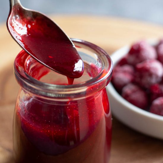 HOMEMADE RASPBERRY SYRUP