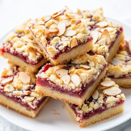 Raspberry Bars with almonds