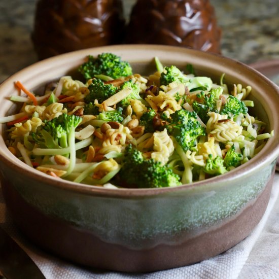 Broccoli Slaw with Ramen Noodles