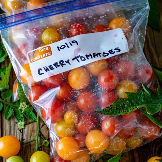 Freezing tomatoes 3 easy ways