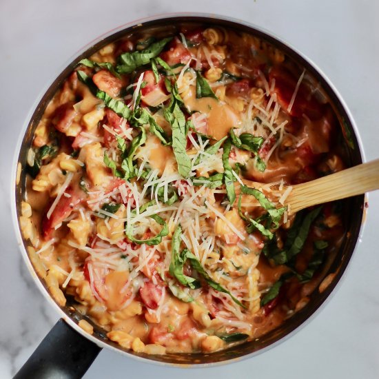 One Pot Tomato Basil Chickpea Pasta