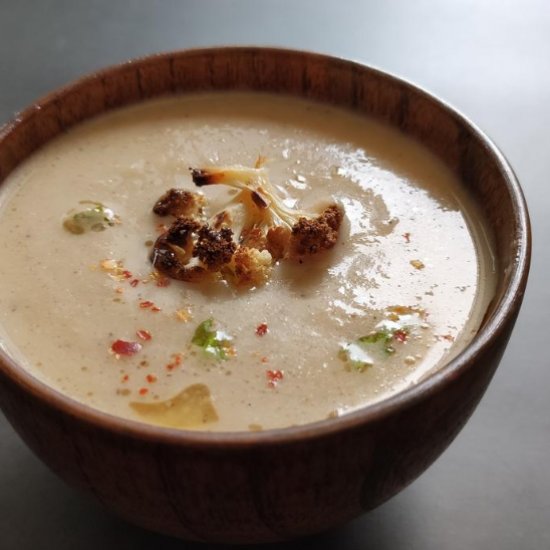 Roasted cauliflower soup