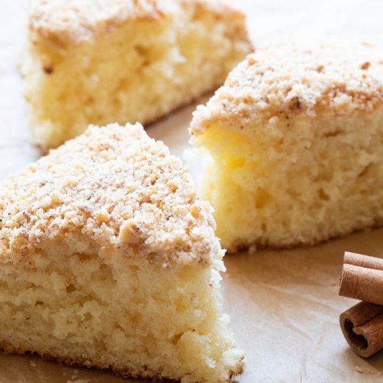 Cinnamon crumble cake