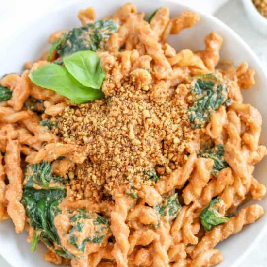 Pasta Creamy Walnut-Tomato Sauce