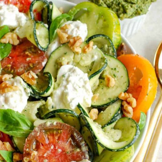 Zucchini Noodle Caprese Salad