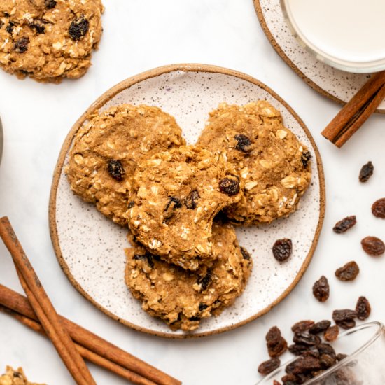 Cinnamon Raisin Oatmeal Cookies