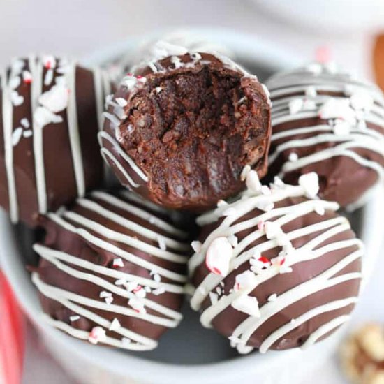 Peppermint Walnut Brownie Bites