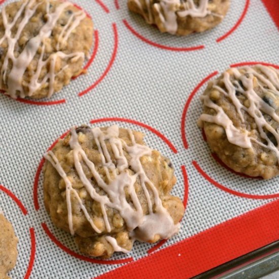 Apple Cookies with Cinnamon Glaze