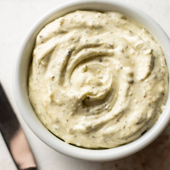 garlic and herb spreadable butter