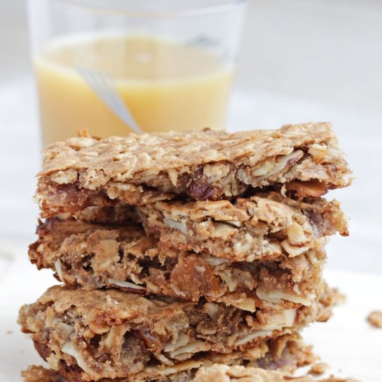 Flourless Banana Oat Breakfast Bars