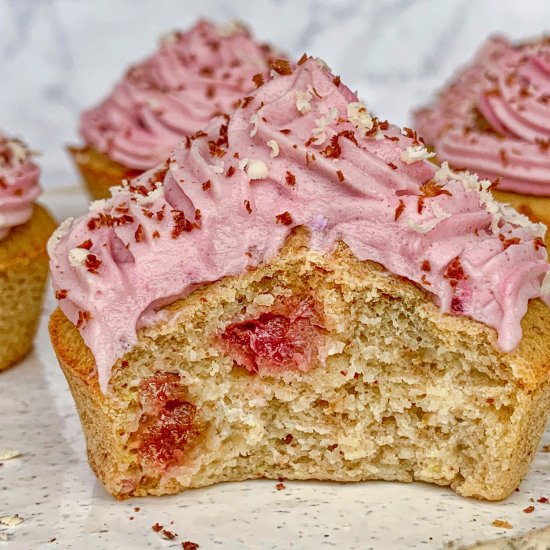 Easy strawberry cupcakes