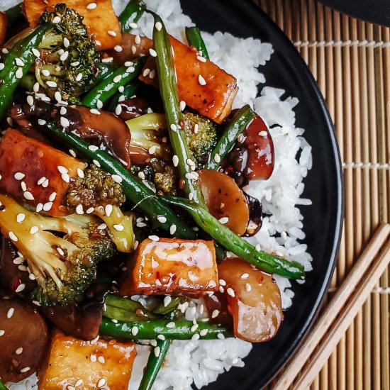 Teriyaki Tofu & Vegetable Stir Fry